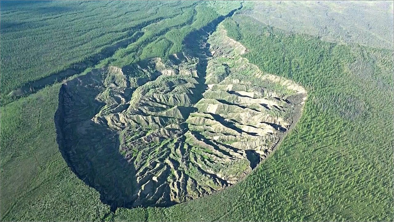 Кратер вечной мерзлоты Батагайка в Якутске растёт с пугающей скоростью