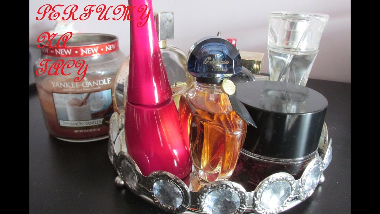 Perfumy na tacy