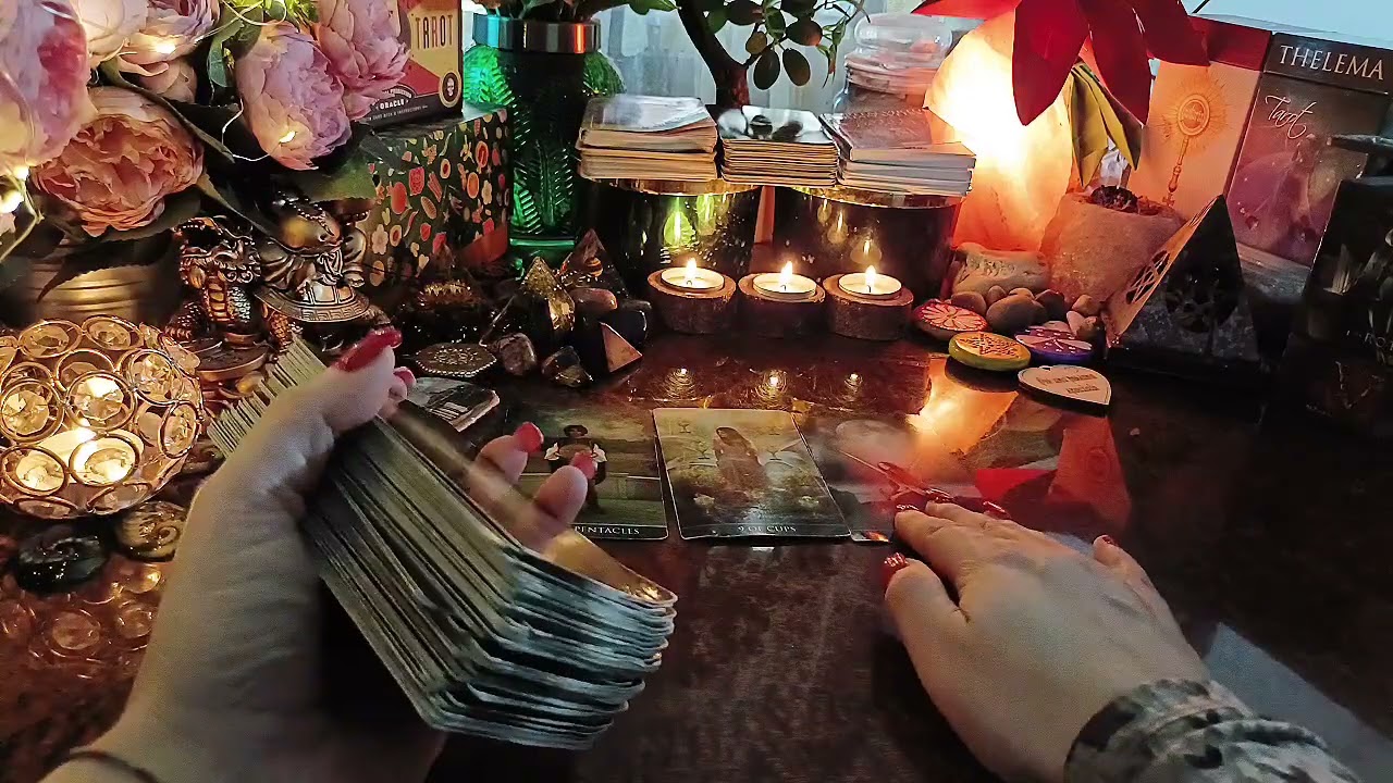 COME STA ? MI PENSA ? | ANALITICA TAROT 240 | TAROCCHI