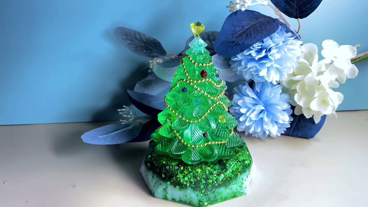 How to Make Resin Christmas Tree