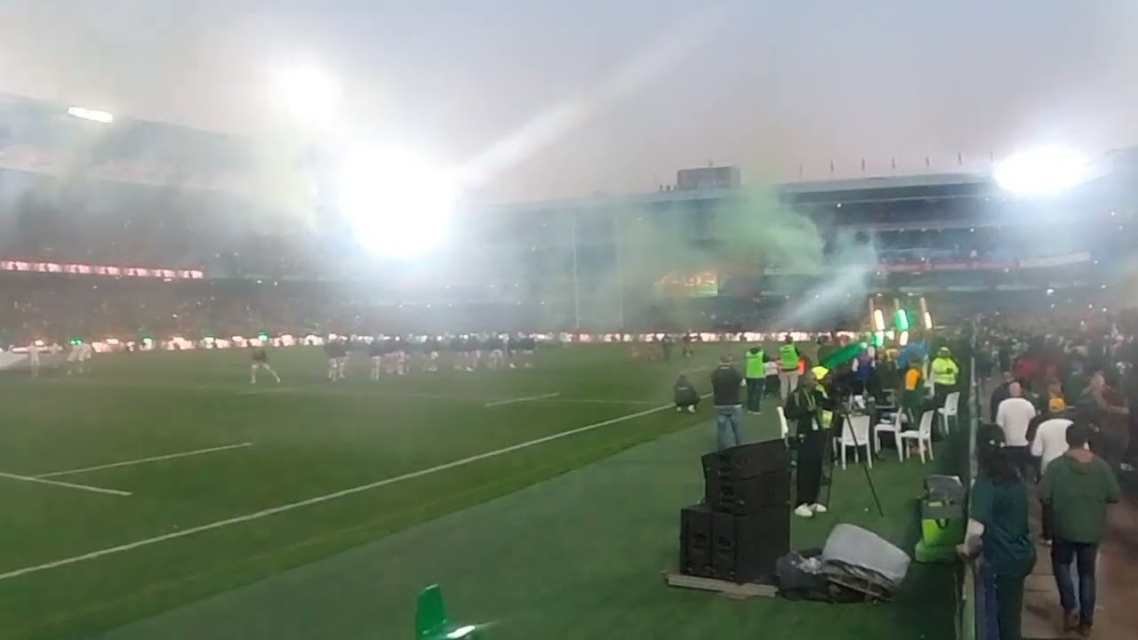 360VIDEO: Impis, Springboks run onto Loftus Versfeld ahead of the Scotland test