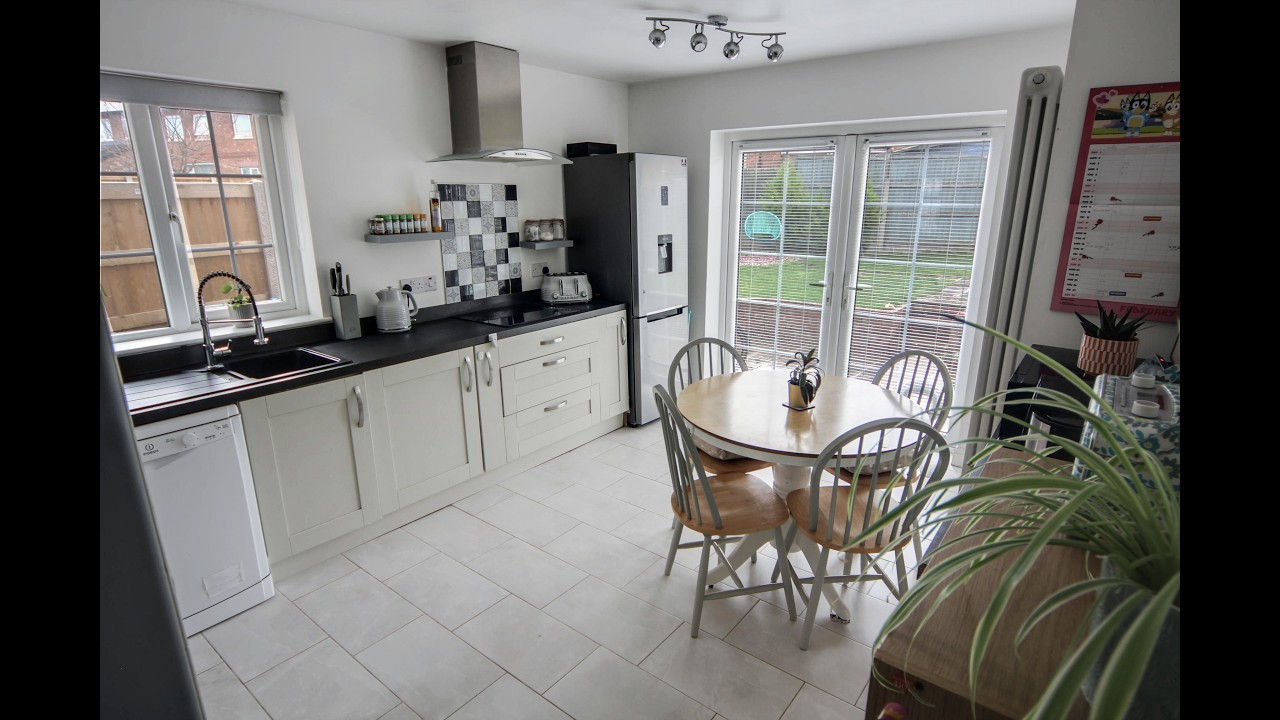 Sunbury Crescent, Chester