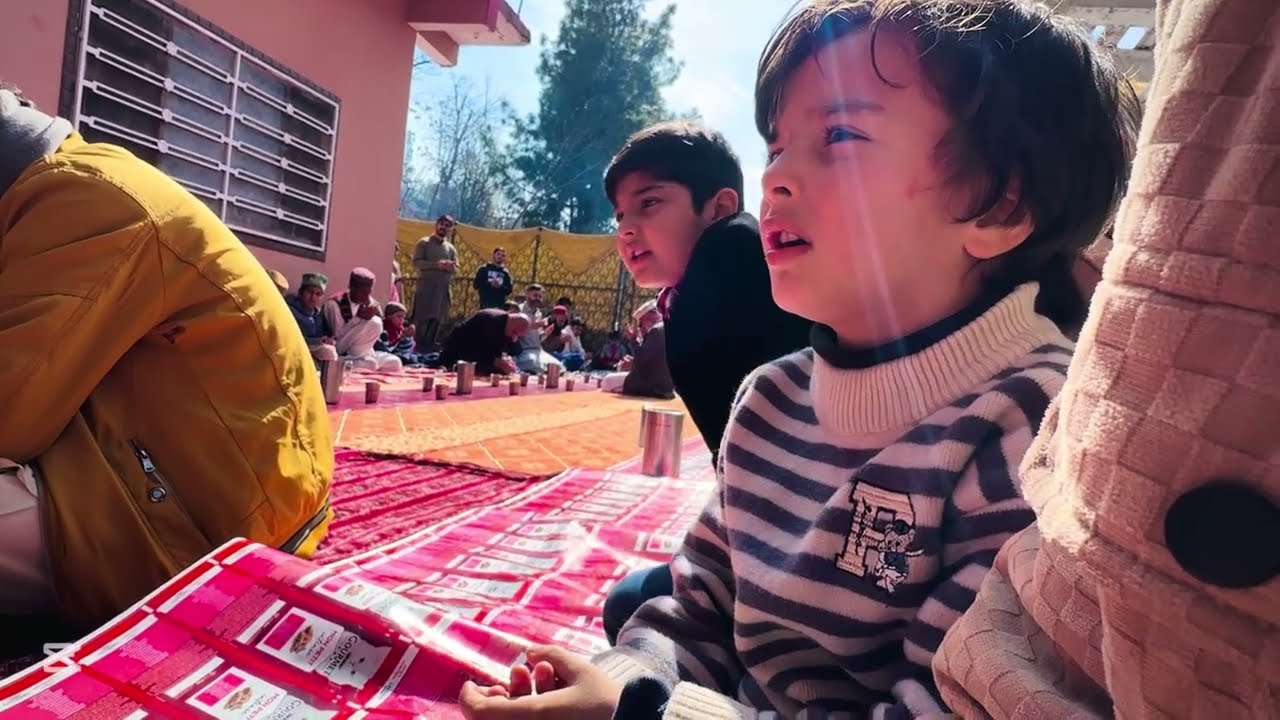 Masha Allah Khoobsurat awaz main dua karty hovy 🥹💕