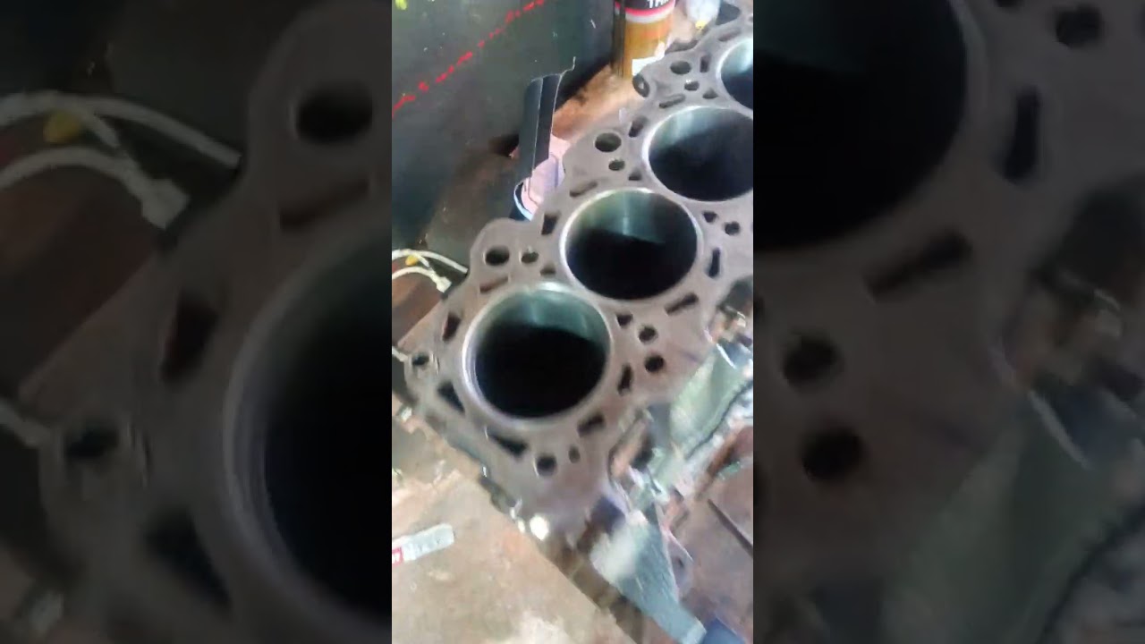 Montagem motor da Pajero 1.8 