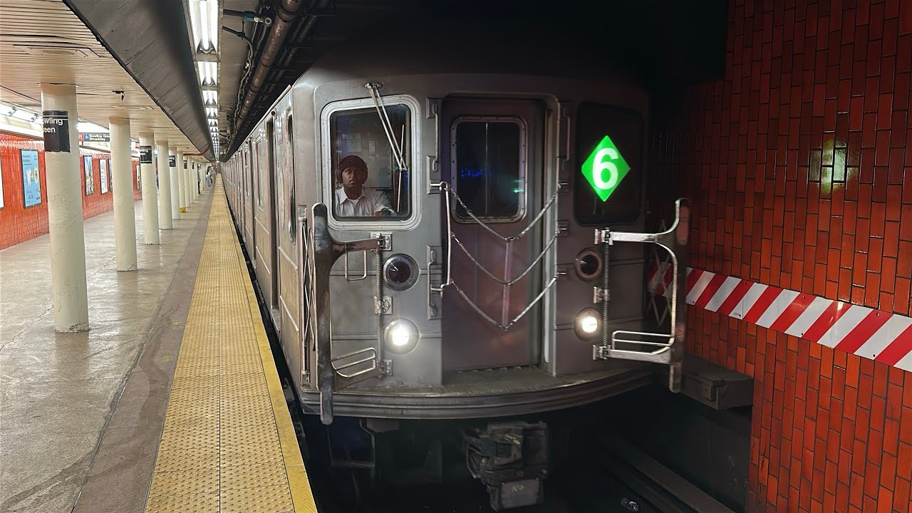 IRT Lexington Avenue Line: (4) (5) (6) Train Action @ Bowling Green (R62A, R142, R142A)