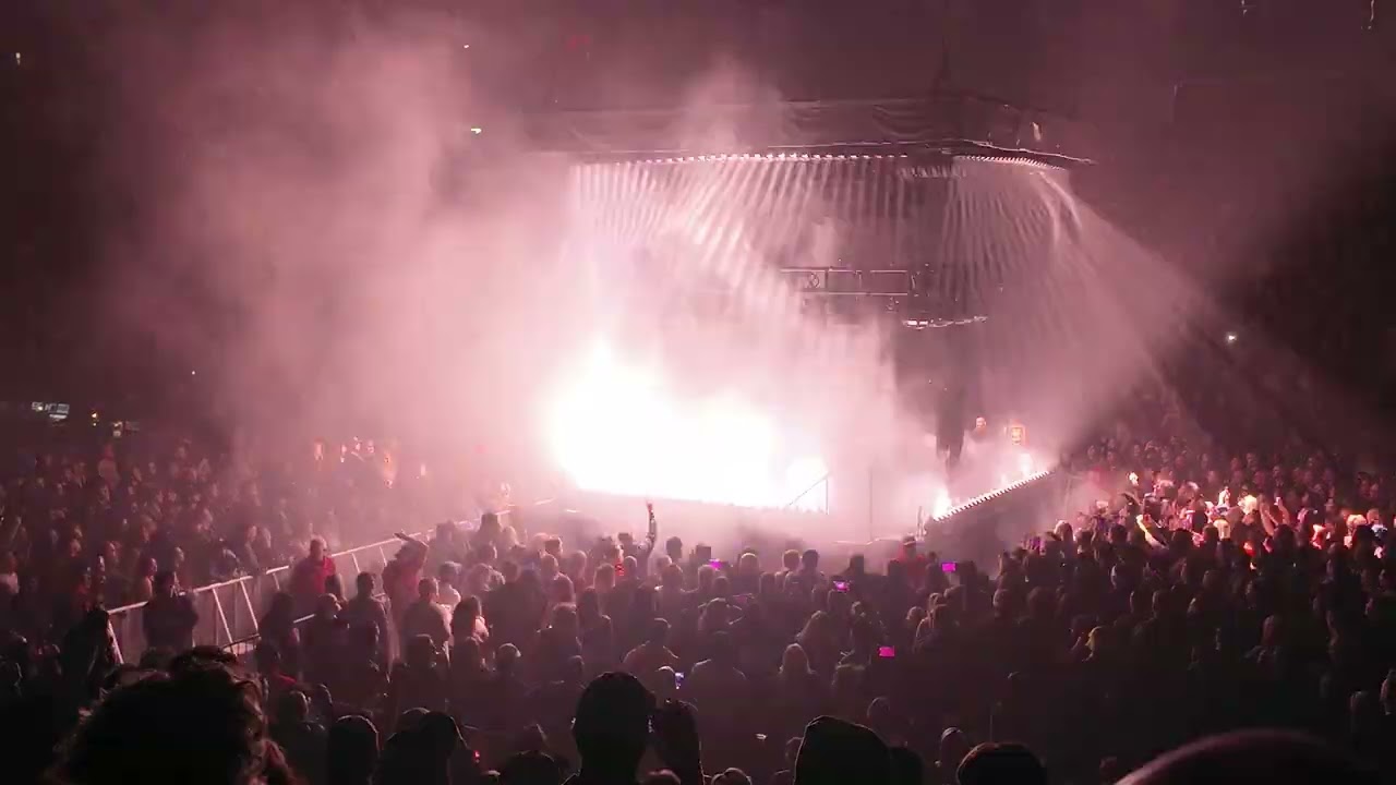 Nine Inch Nails - Closer - Live in Jacksonville, FL 02-07-2026 4K