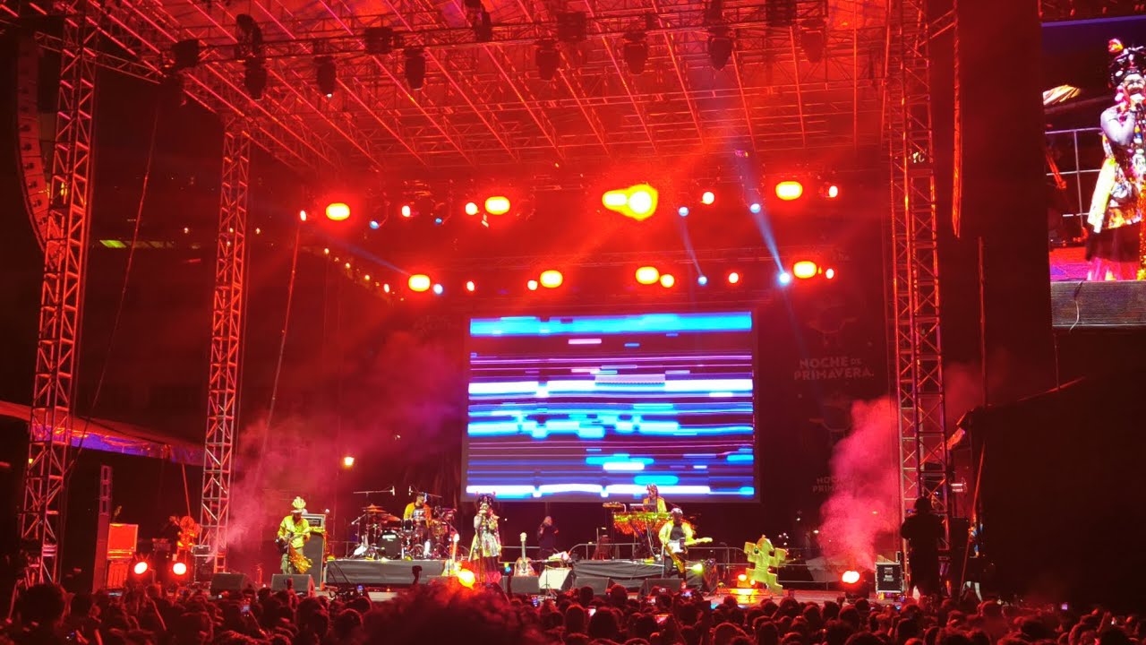 Aterciopelados. Concierto en el Monumento a la Revolución CDMX. 1/2