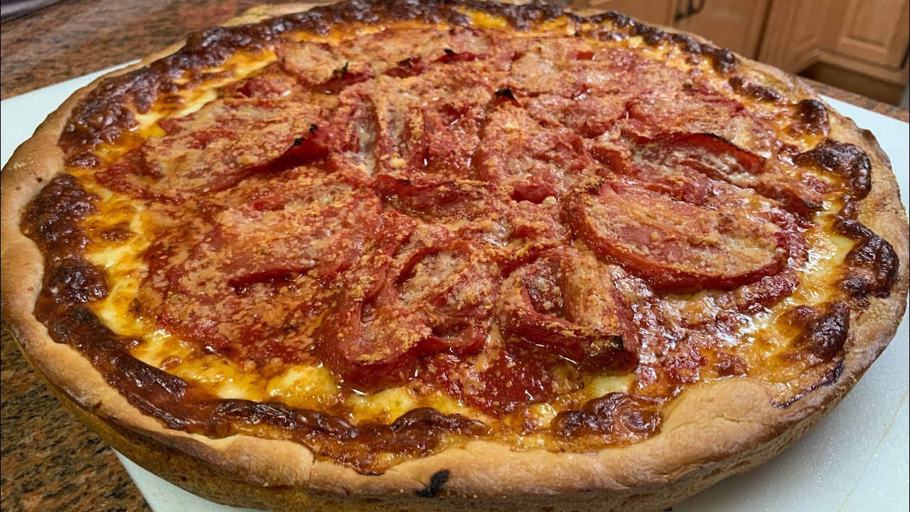 Chicago Style Deep Dish Cheese & Sausage Pizza #pizzarecipe #deepdishpizza #chicagofood