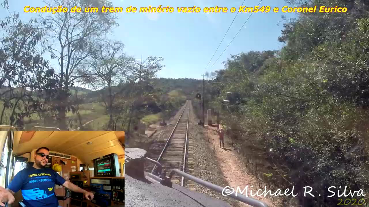 Trem de minério vazio entre os Km549 e Coronel Eurico, ramal do Paraopeba - MRS Logística