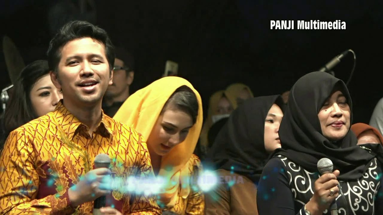 Cak Nun Paksa Mas Emil WAGUB JATIM & Mbk Arumi Nyanyi 3 Lagu, Cover Lagu kemesraan