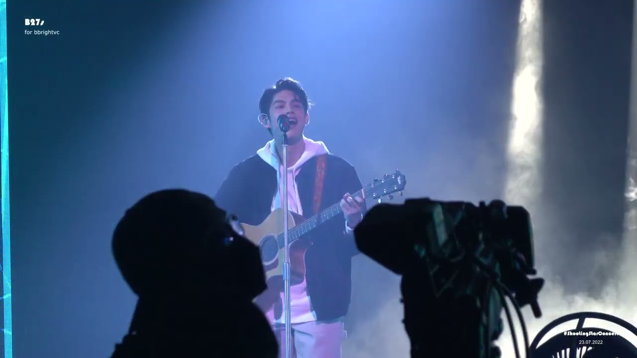 220723 l Bright Vachirawit l Lost Stars - Adam Levine @ShootingStarConcert [DO NOT REUPLOAD]