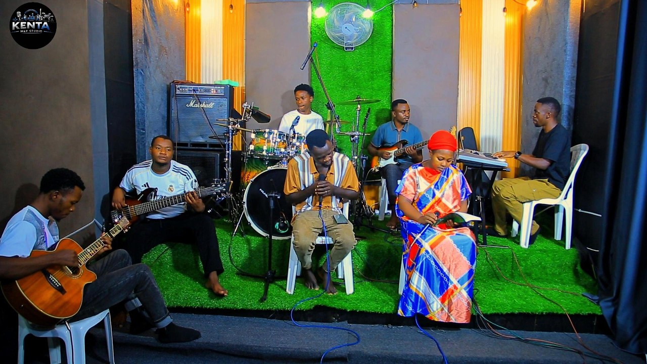 INDIRIMBO YA 107 MU GAKIZA Twemezwa niki ko tuzagera mwijuru