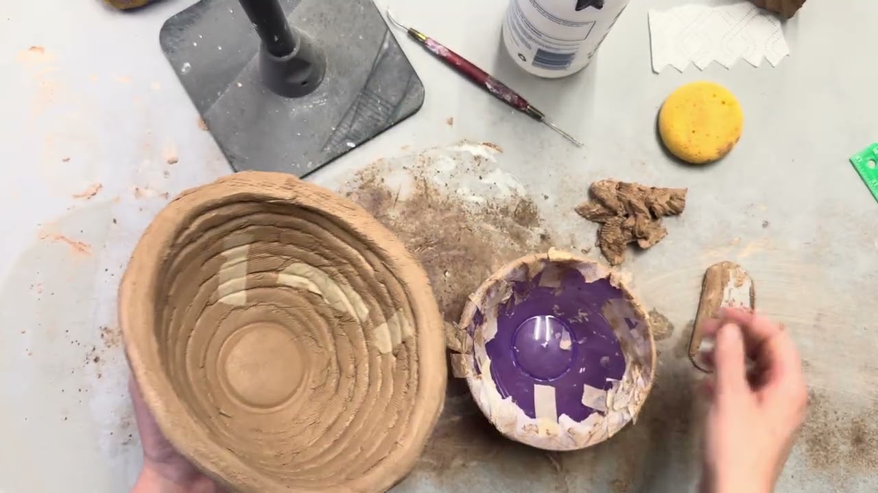 How to construct a bowl using a bowl mold