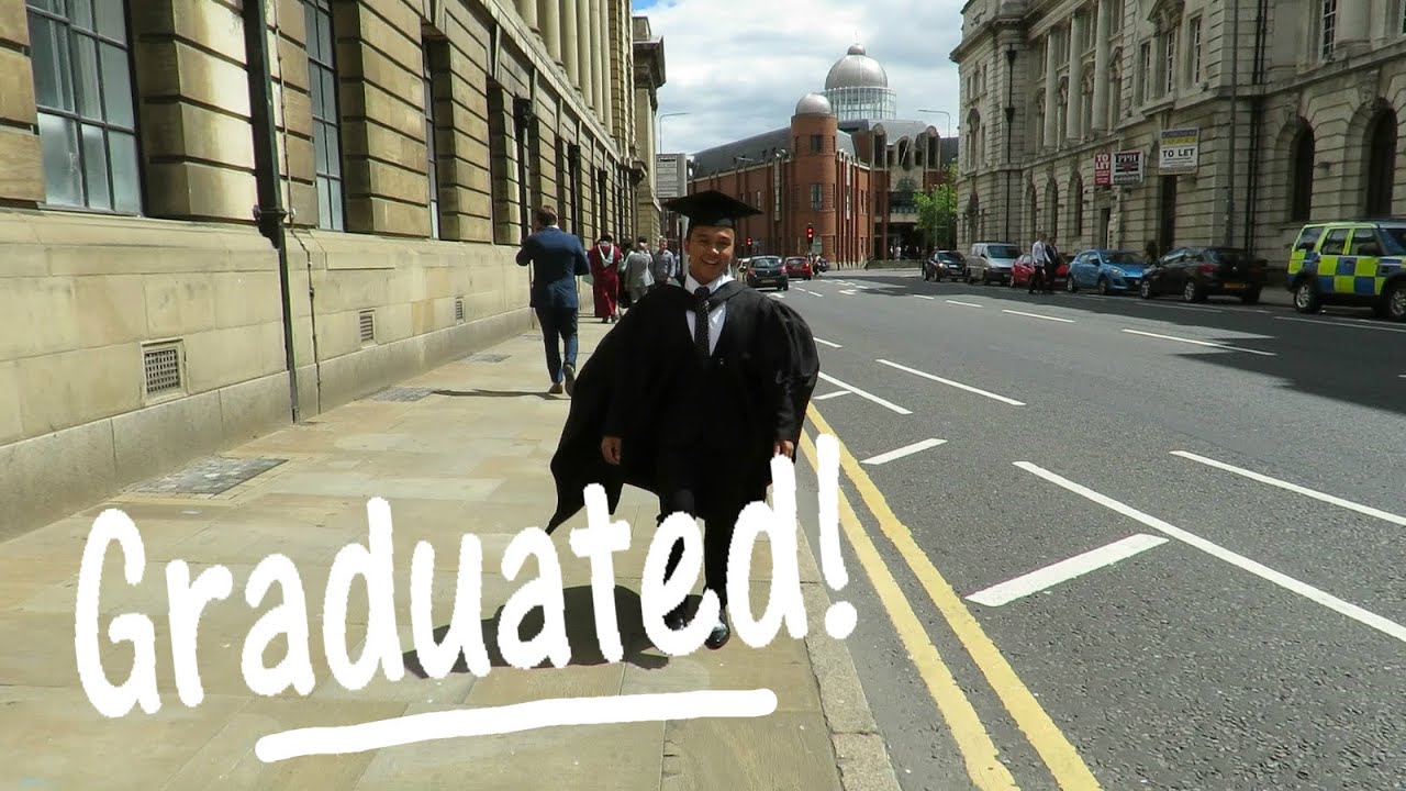 I Finally Graduated! (Hull University Class of 2016)