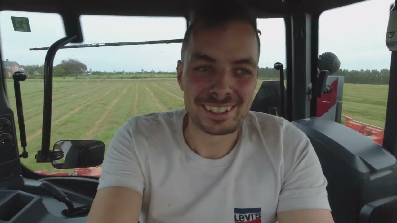 Valtra Q305 demo og sidste slæt i 2023 (Del 1)
