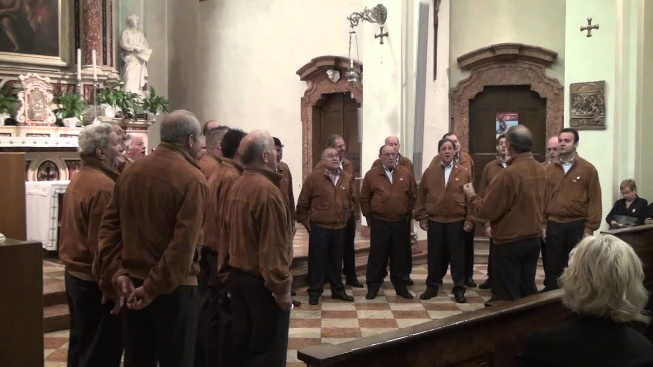 Dormi dormi bel bambino. Coro Città di Ala. Concert a Ala.