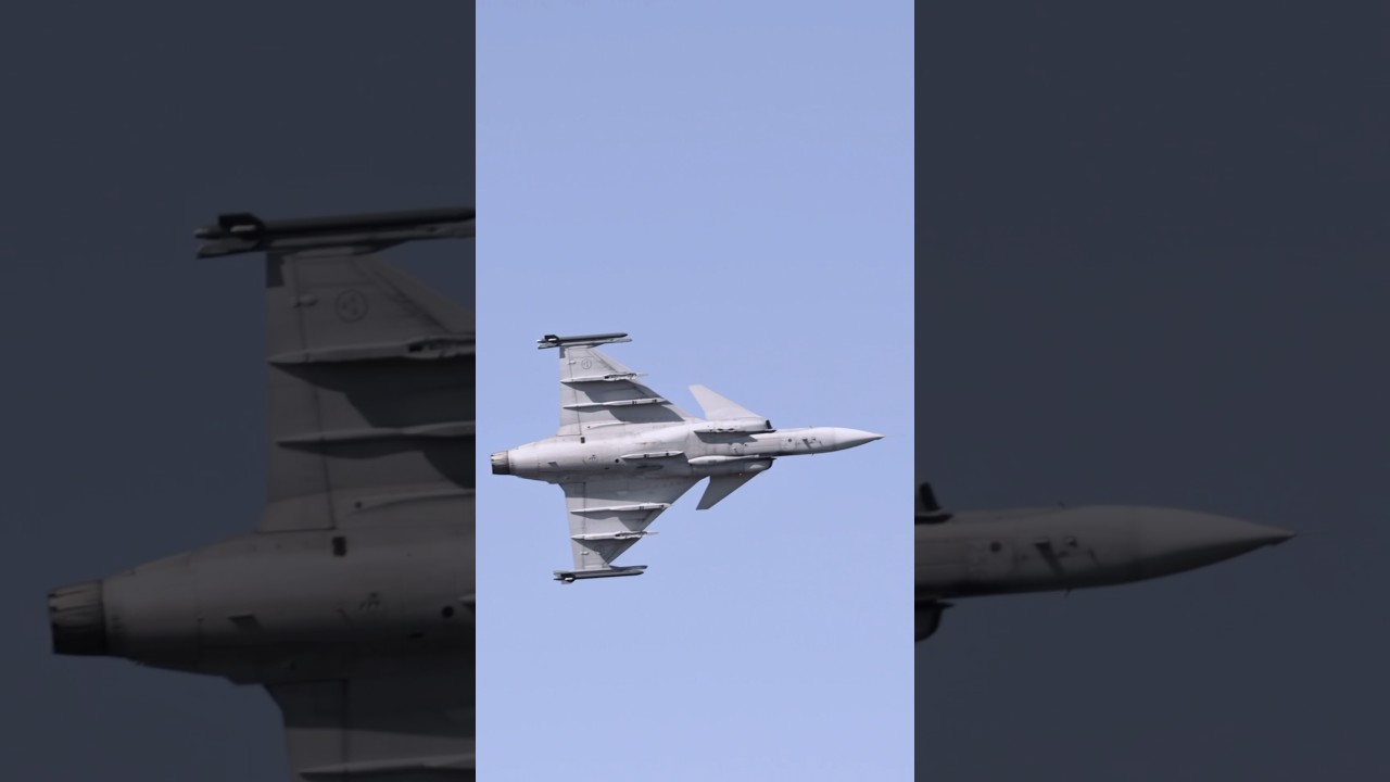 Gripen-C high speed unique hissing sound #airshow2024 #afterburner #flygdag #gripen