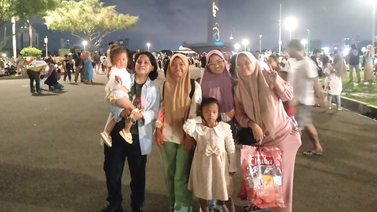 Healing - healing pusing ke Ragunan & Monas (lagi) 