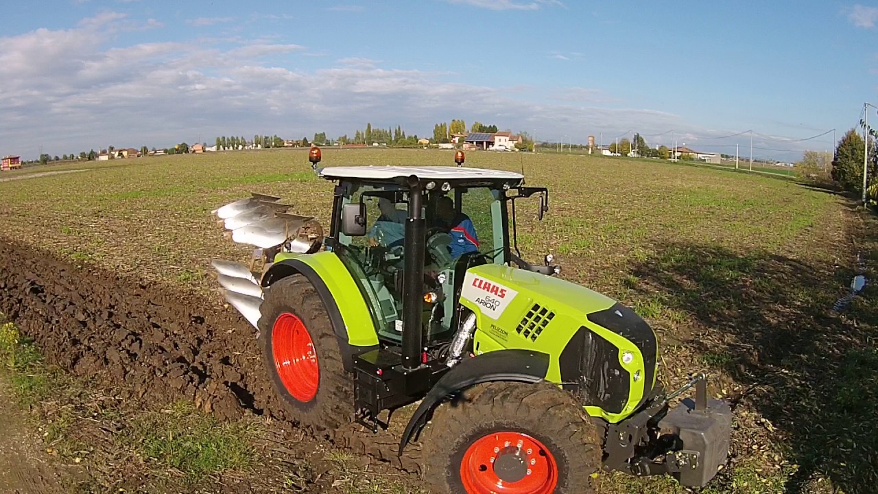 CLAAS ARION 640