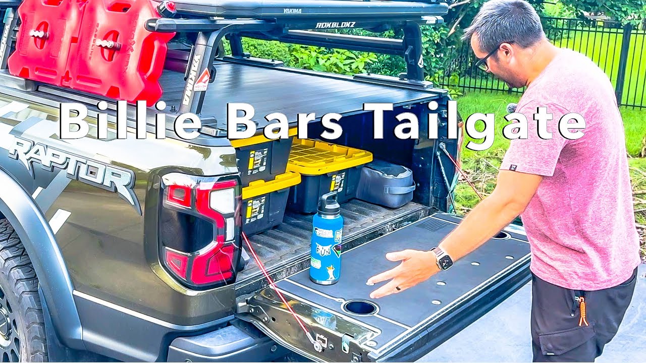Billie Bars tailgate cover on Ford Ranger Raptor