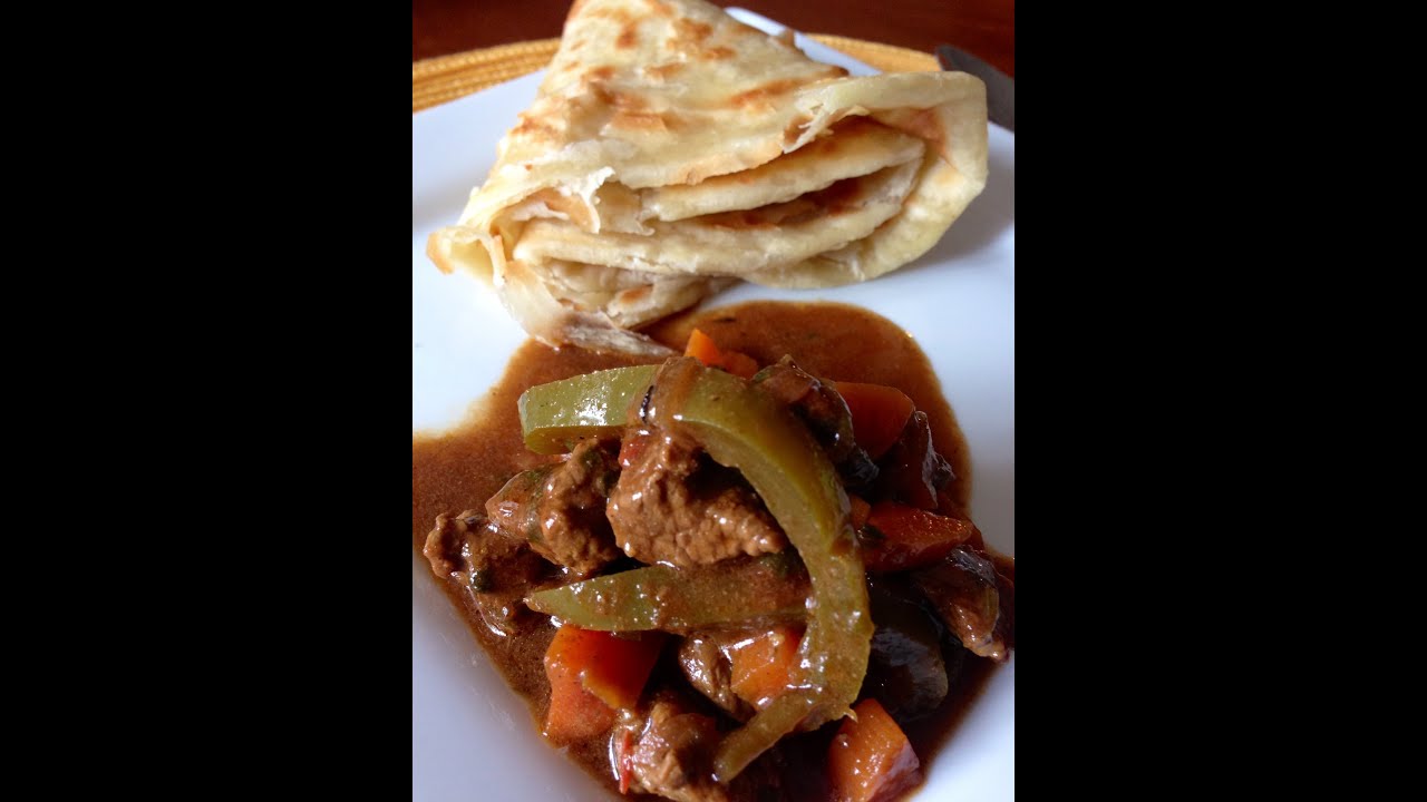 Mchuzi wa nyama (curried beef stew with peppers and vegetables)
