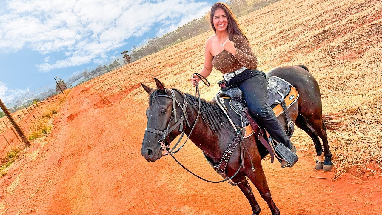 ELA É PERFEITAA! ANDEI PELA PRIMEIRA VEZ NO MEU NOVO CAVALO