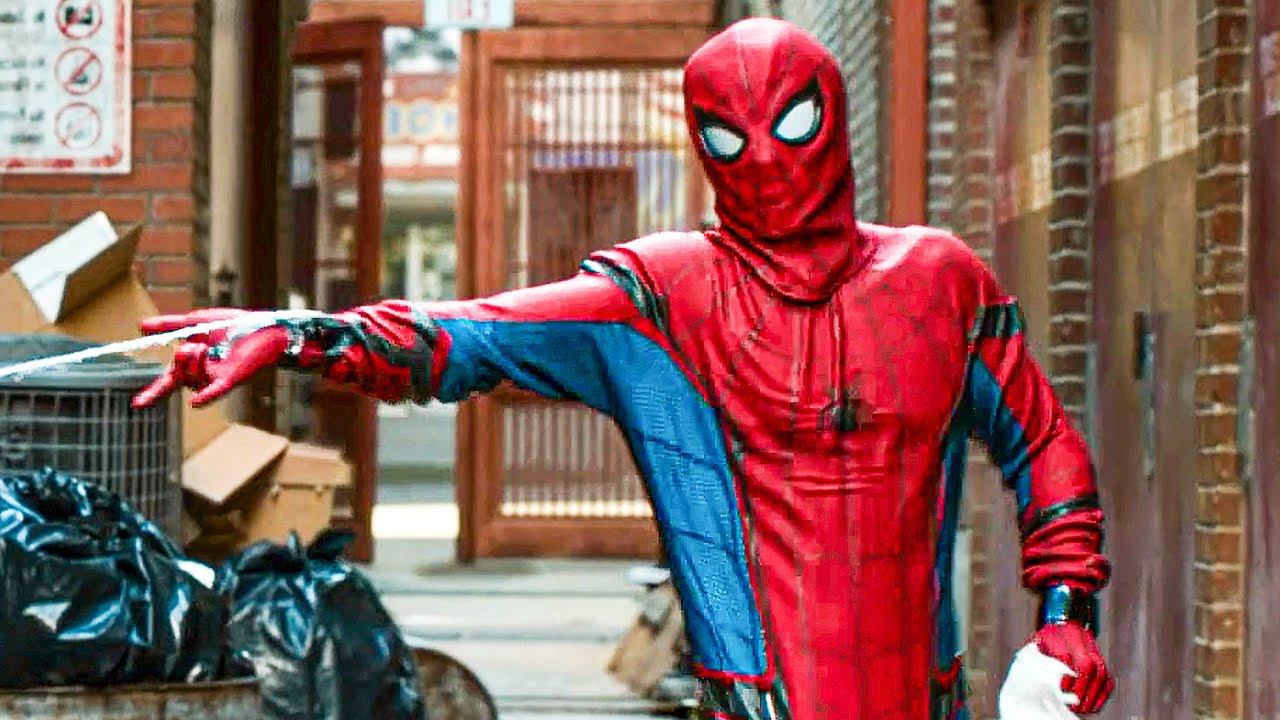 Tom Holland's EPIC Suit-Up Scene In SPIDER-MAN: HOMECOMING & More Awesome Movie Scenes!