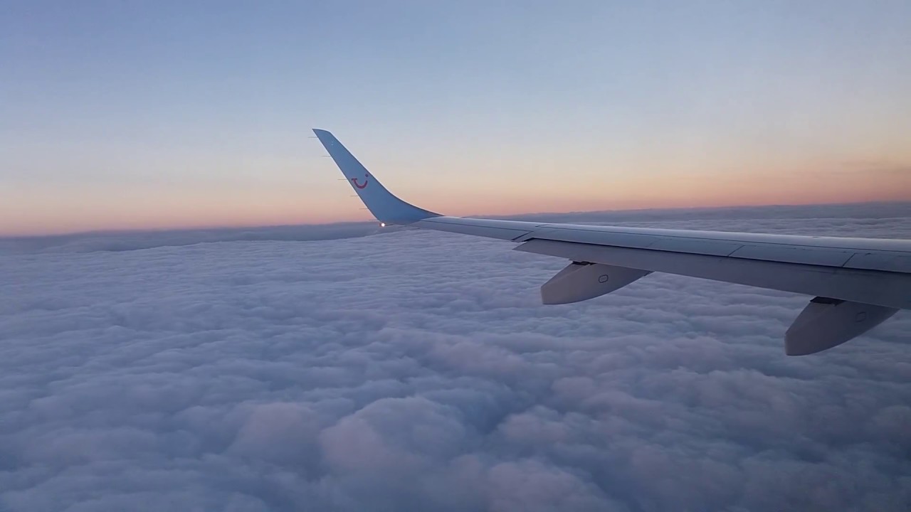 landing through the clouds, Nador aroui airport 2017 هبوط عبر السحاب إلى مطار العروي