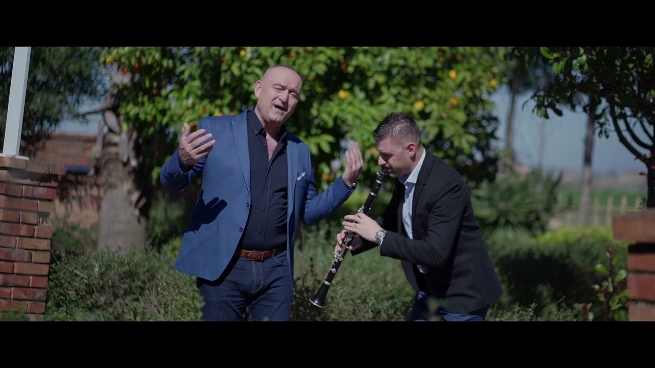 Dule Malindi - Kolazh - Qe nga maja e malit & Syzeza me shkoj