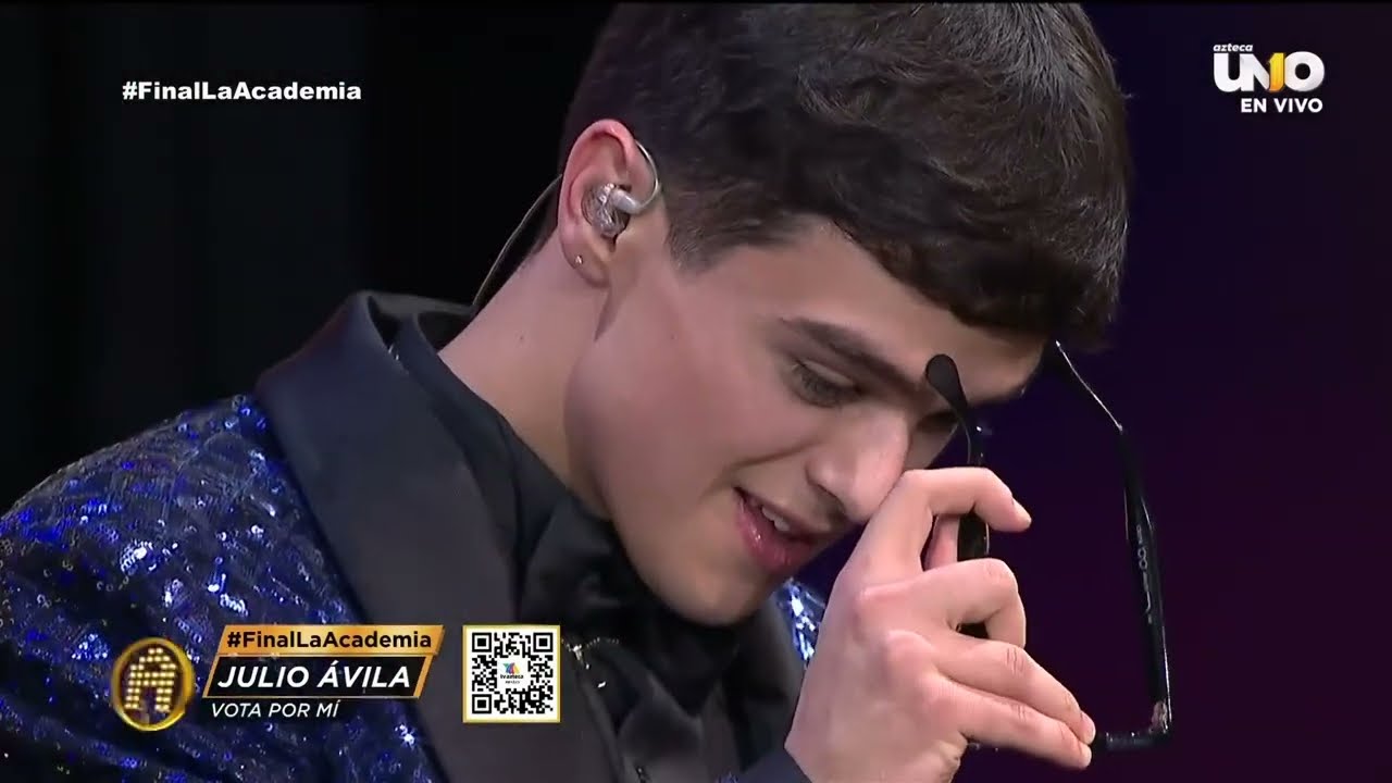 Julio Ávila - Bésame (La Academia 14 Final)