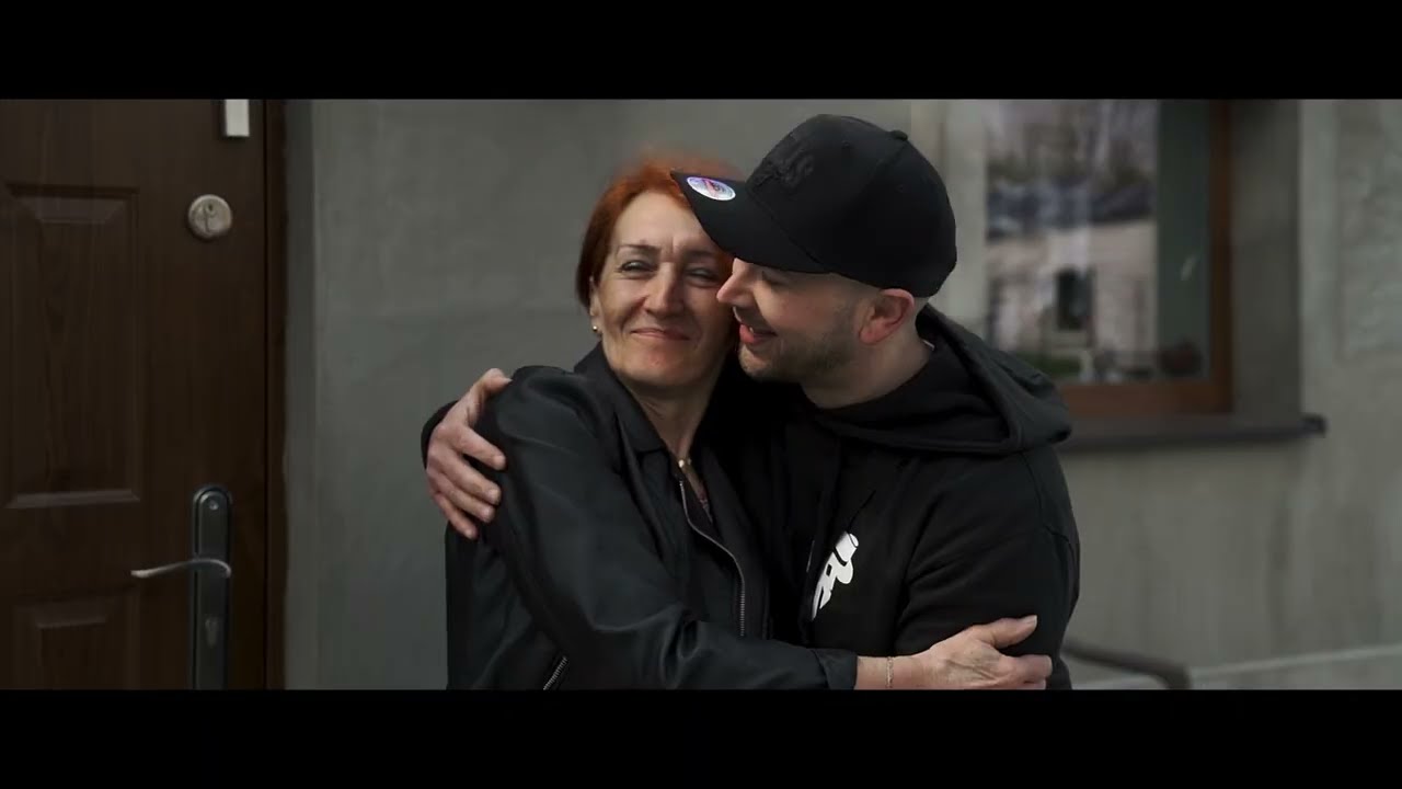 Foksio - Prosty chłopak (prod. EMbeats) skrecze : dj Gondek (Official Video)