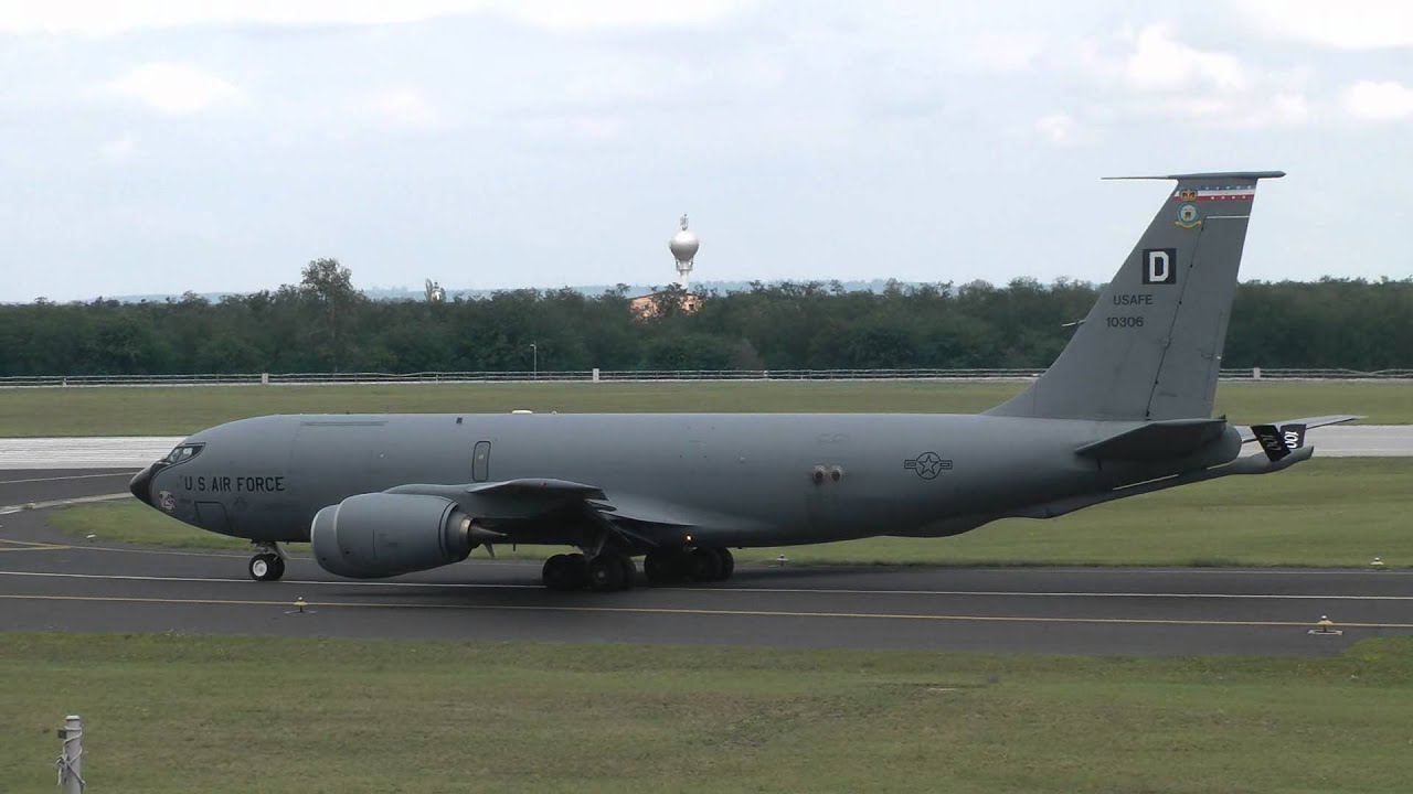 US Air Force KC-135 Stratotanker takeoff