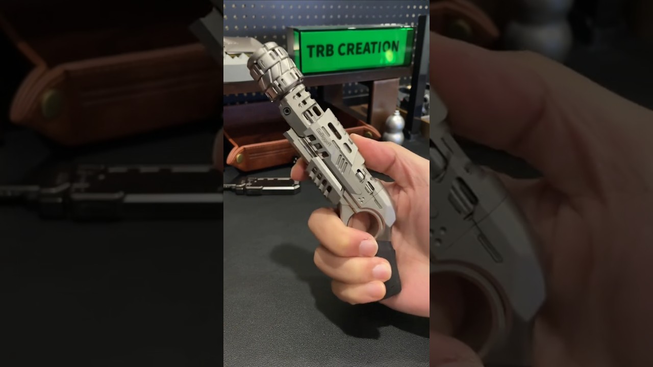 Gun-Shaped Fidget Spinner in Action! #shorts #gun #toys #fidget #spinner #gadgets