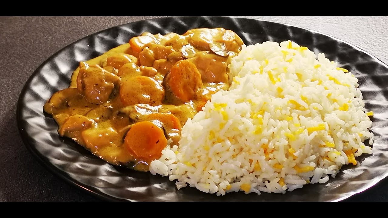 Blanquette de poulet au curry et riz nature - Délice tout en saveurs d'un plat simple et gourmand