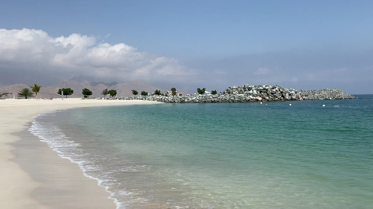 Dibba al Hisn beach
