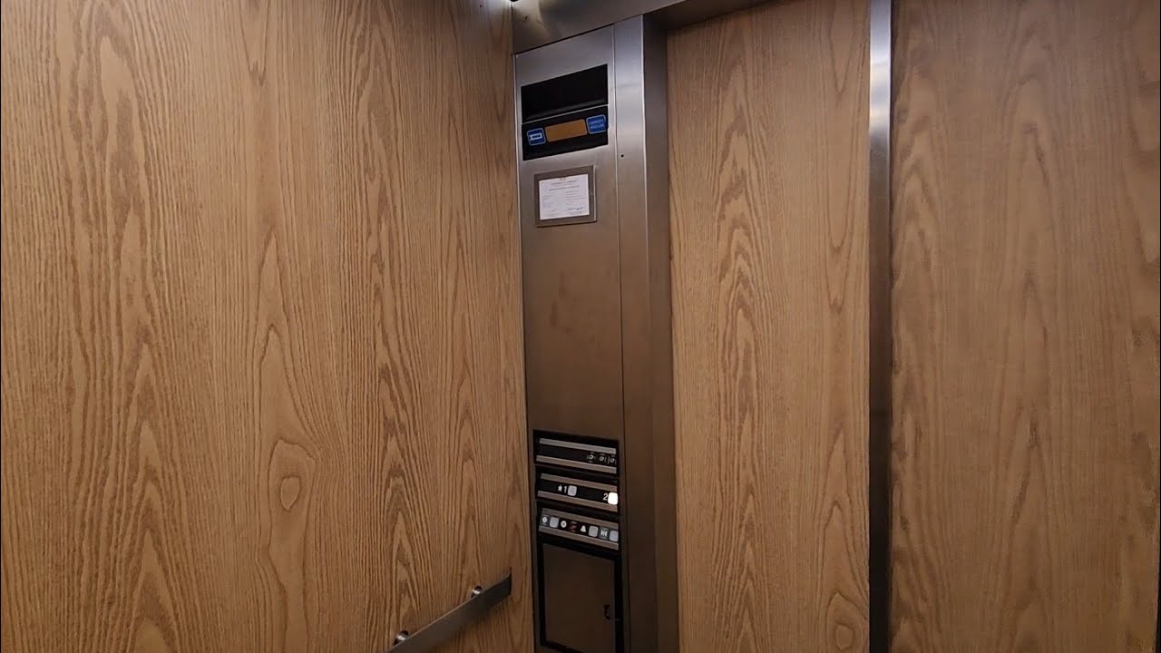 Dover Hydraulic Elevator @ 2000 Regency Court, Toledo, OH