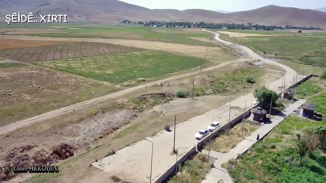 Hınıs ERENCE köyü ŞEYİT ÖMER HALİL turbesiii