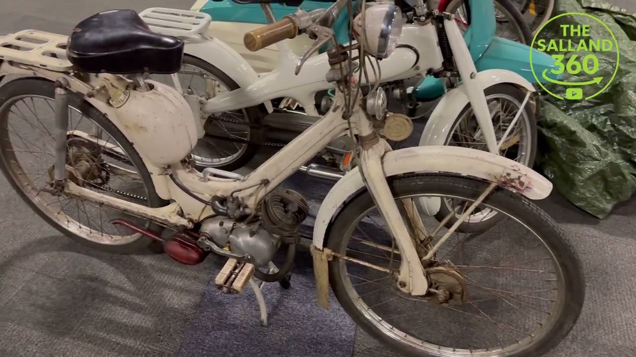 Brommers en Motoren. Grijs Editie. 