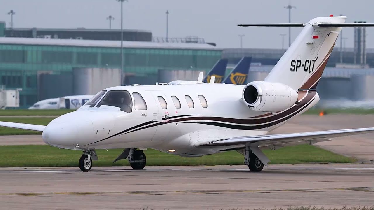 Bartollini Air Cessna 525 Citation CJ1 take off