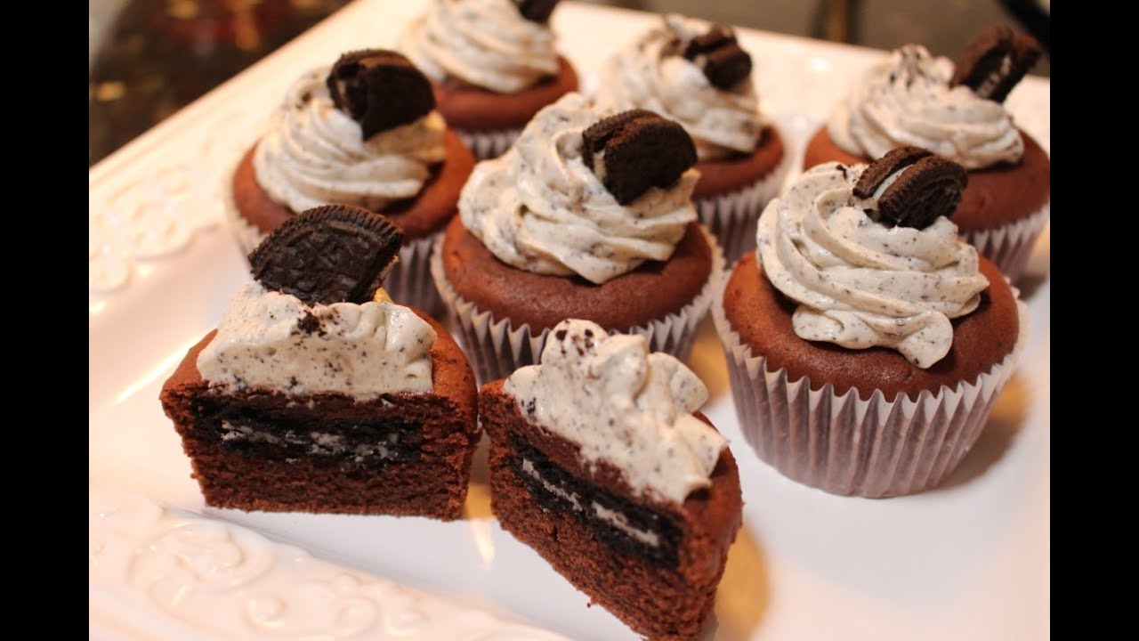 How to make Oreo Surprised Cupcake with Cookies and Cream Frosting