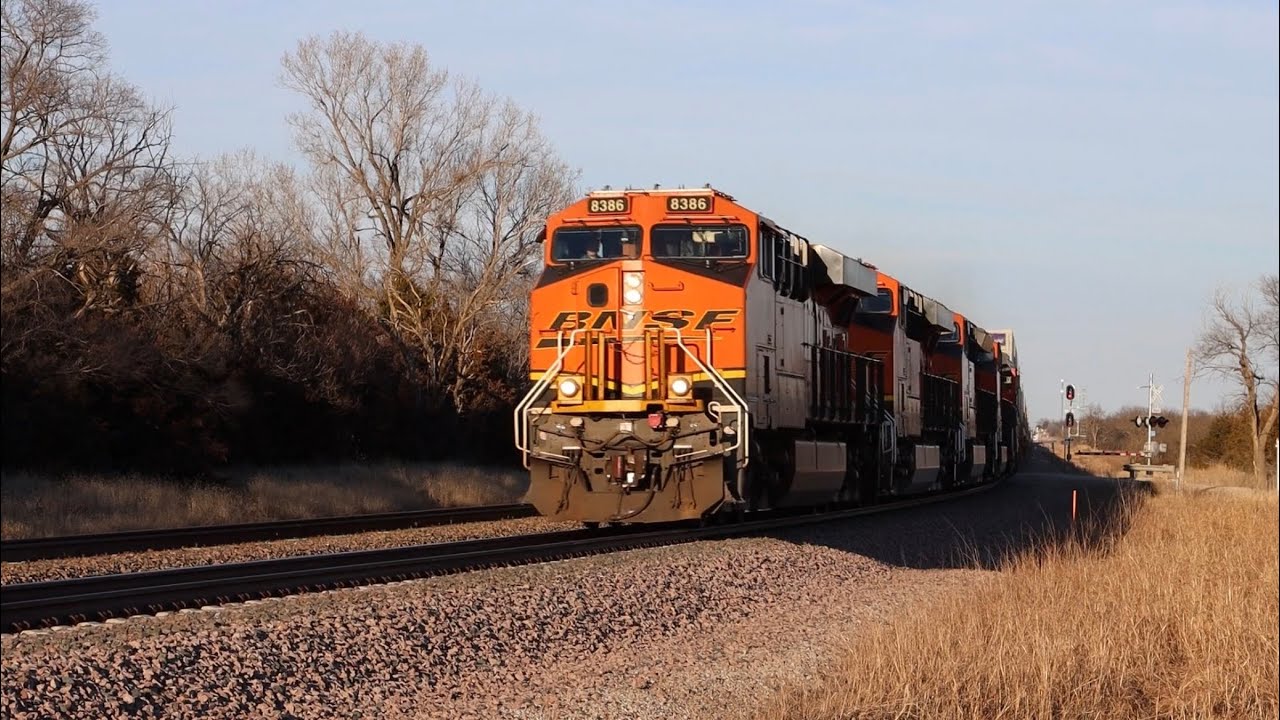 2/07/26 | BNSF Z Intermodal FLIES through Rural Kansas Country!