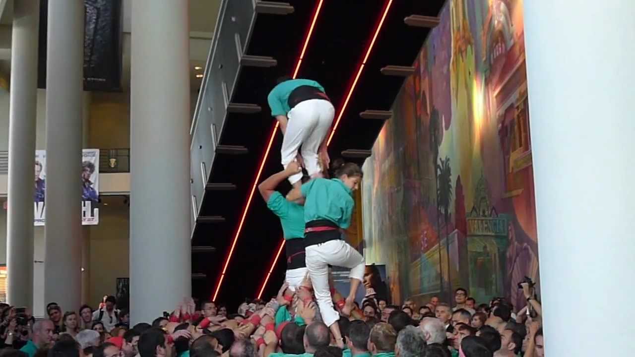 Castellers de Vilafranca. 'ENXANETA' a NEW YORK.mpg