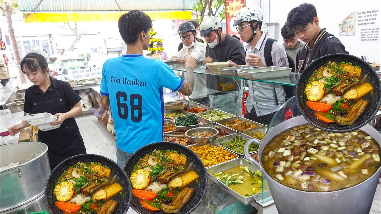 Phát Mê Quán Bún Mắm 15k Ngon Rẻ Khách Đông Nghịt 5 Người Đứng Bán Mỏi Tay Không Kịp