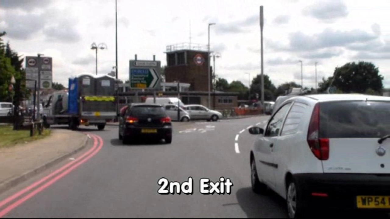 Wanstead Test Centre Routes - Redbridge Roundabout