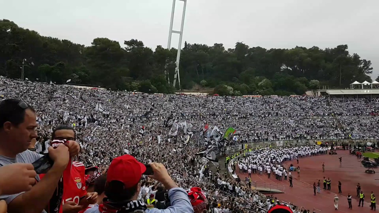 Hino Vitória de Guimarães