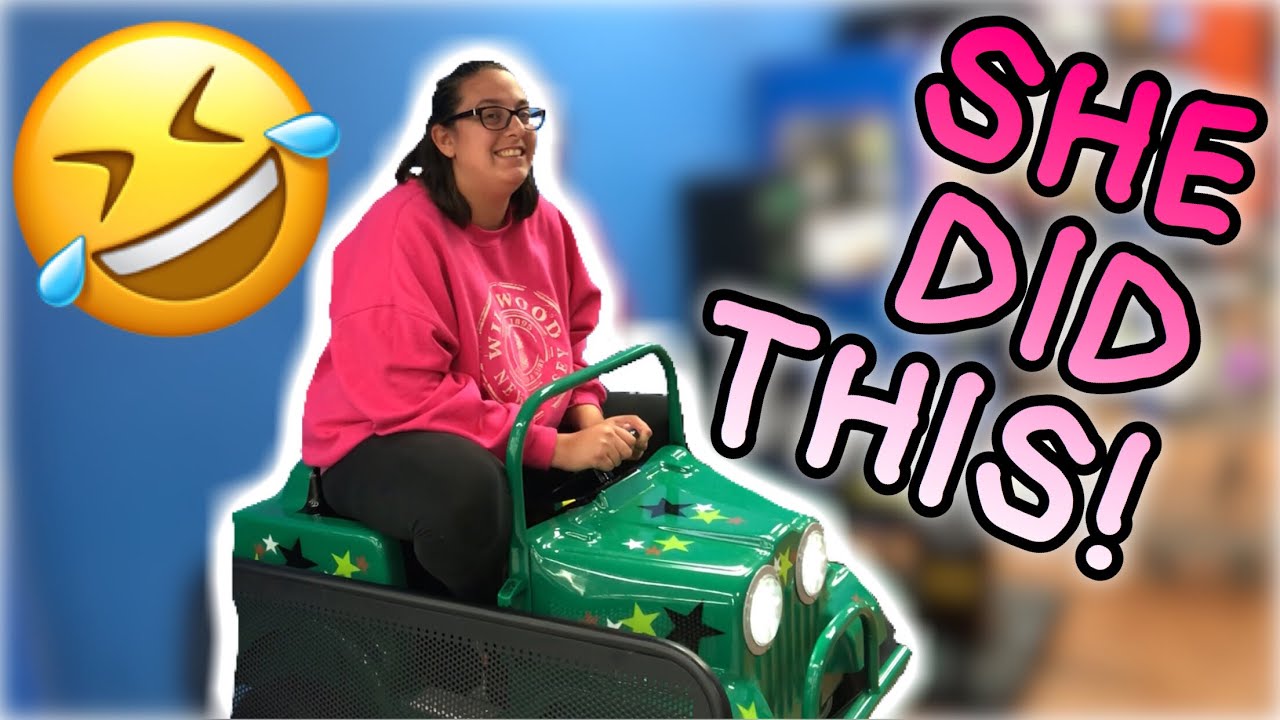 I Can’t Believe She Did This At The Walmart Arcade! (ClawBoss GamerGreen Claw Machine Huge WIN!)