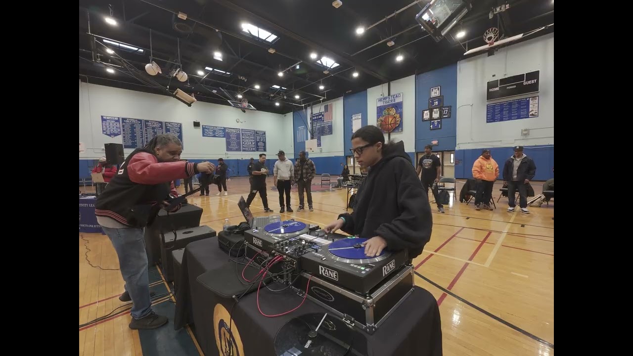 Cops & Kids Hempstead DJ Eecruize Set