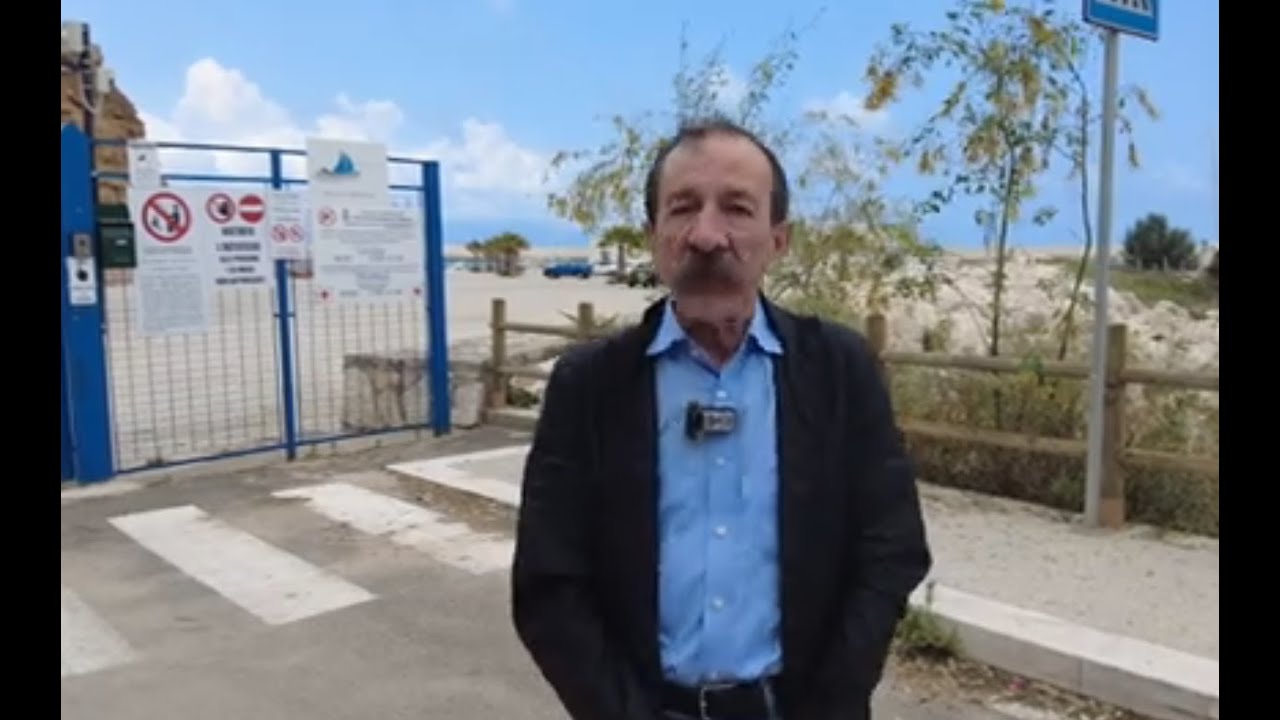 BALESTRATE,  AL PORTO SI FESTEGGIA IL DISSEQUESTRO DEL MOLO PRIMA ABUSIVO E POI AD UN TRATTO LEGALE