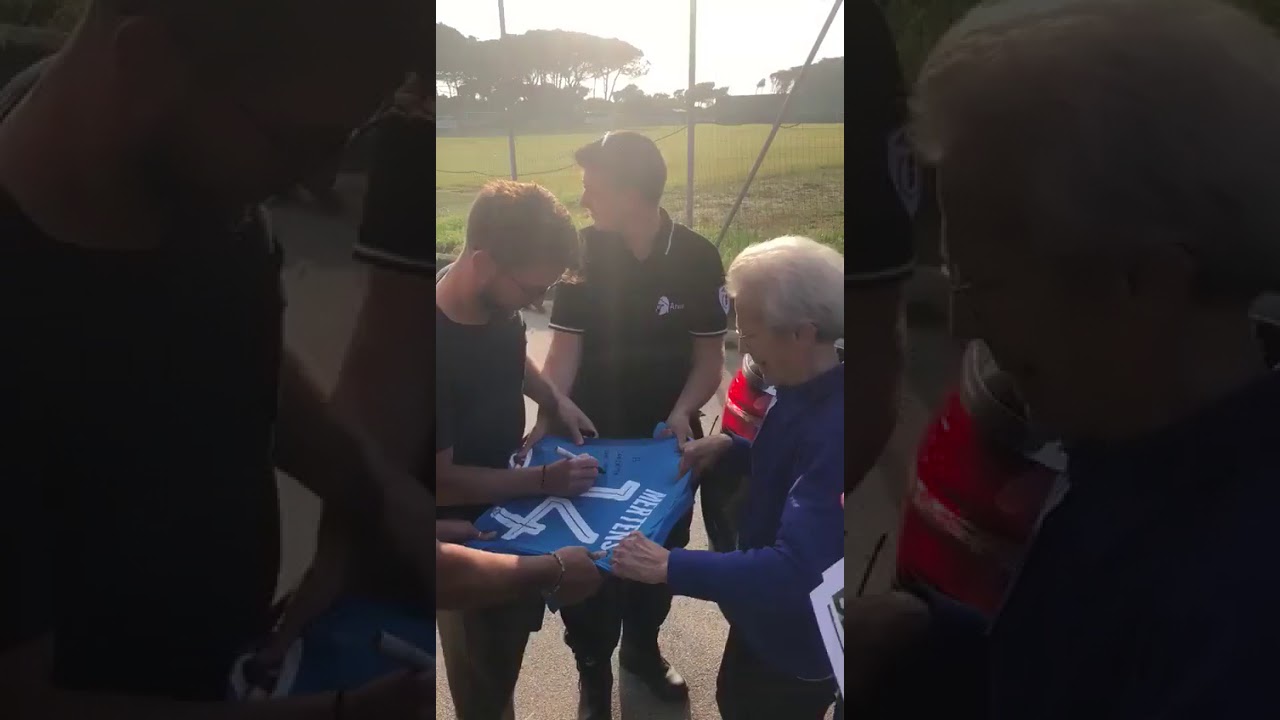 Napoli - Dries Mertens incontra nonna Concettina