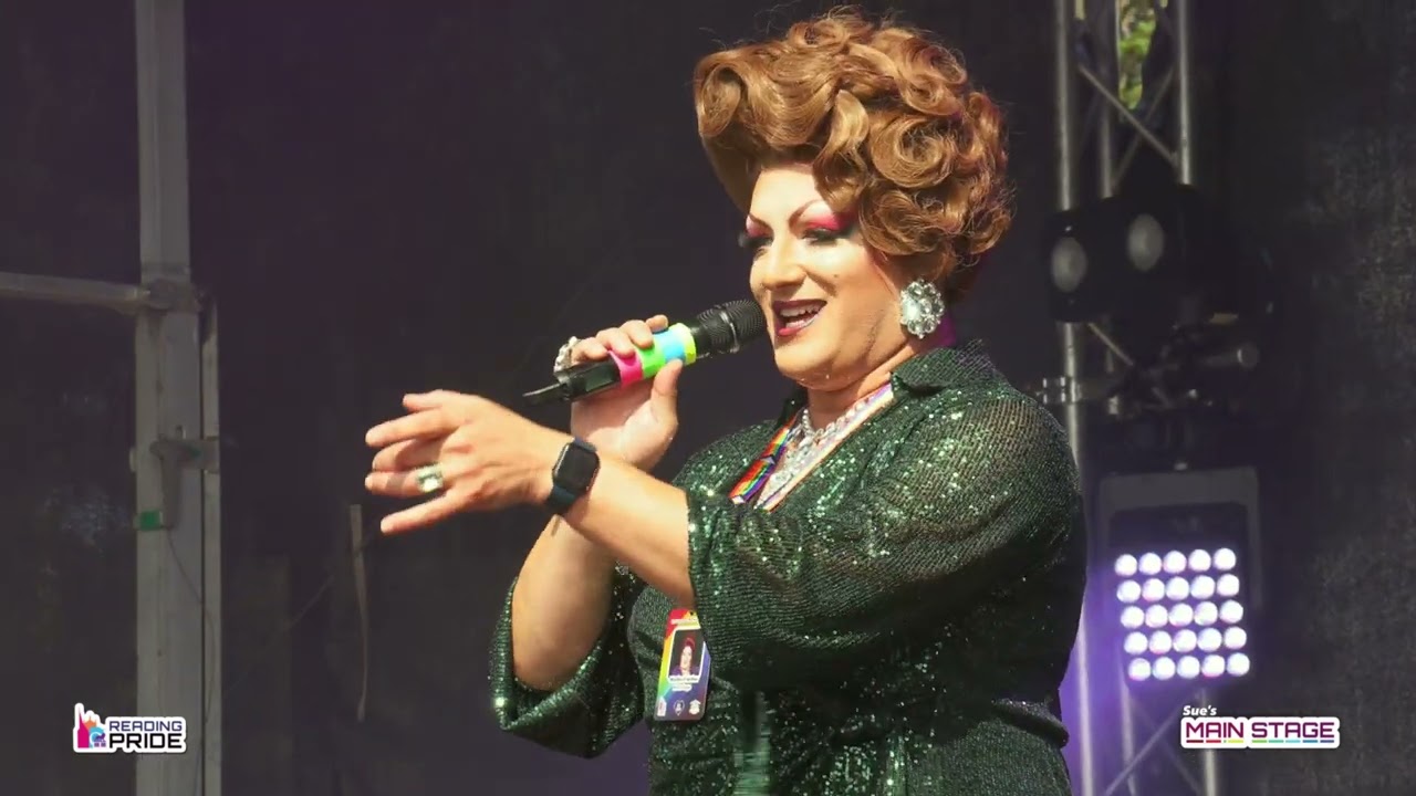 Martha D'Arther feat. Son of a Tutu  ♫  Sue's Main Stage  ♥  Love Unites 2023 |  Reading Pride
